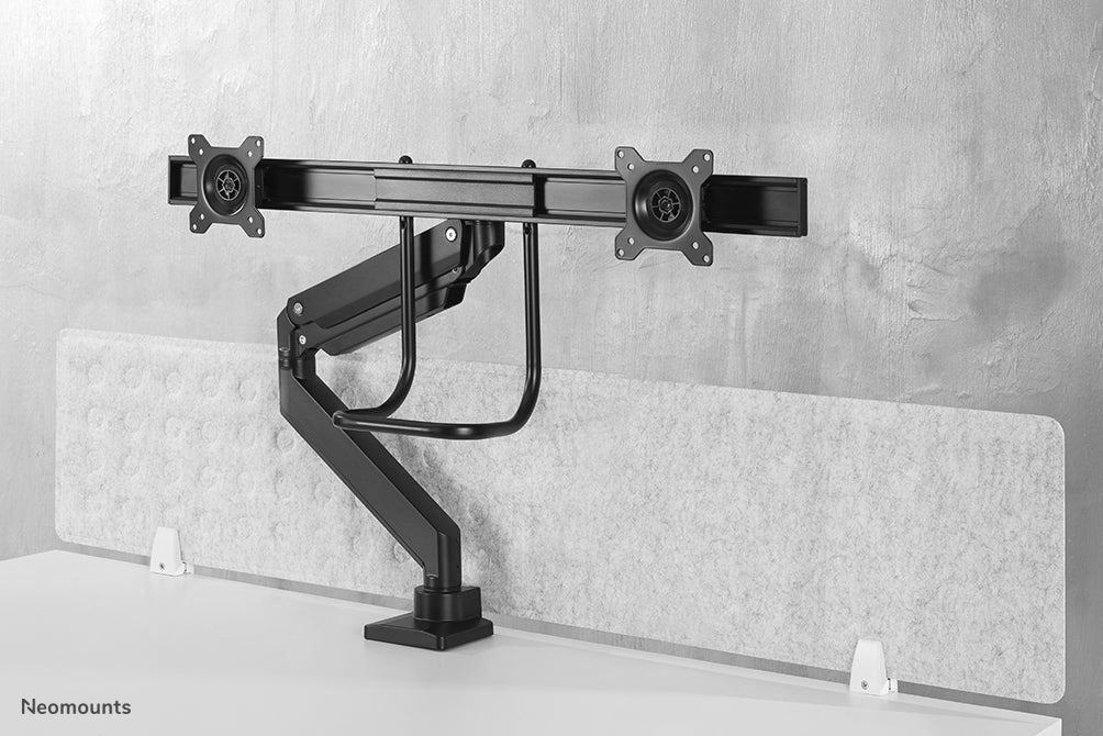 Neomounts NM-D775DX zwart is een gasgeveerde bureausteun met crossbar en hendel voor flat screens t/m 32 inch (81 cm).