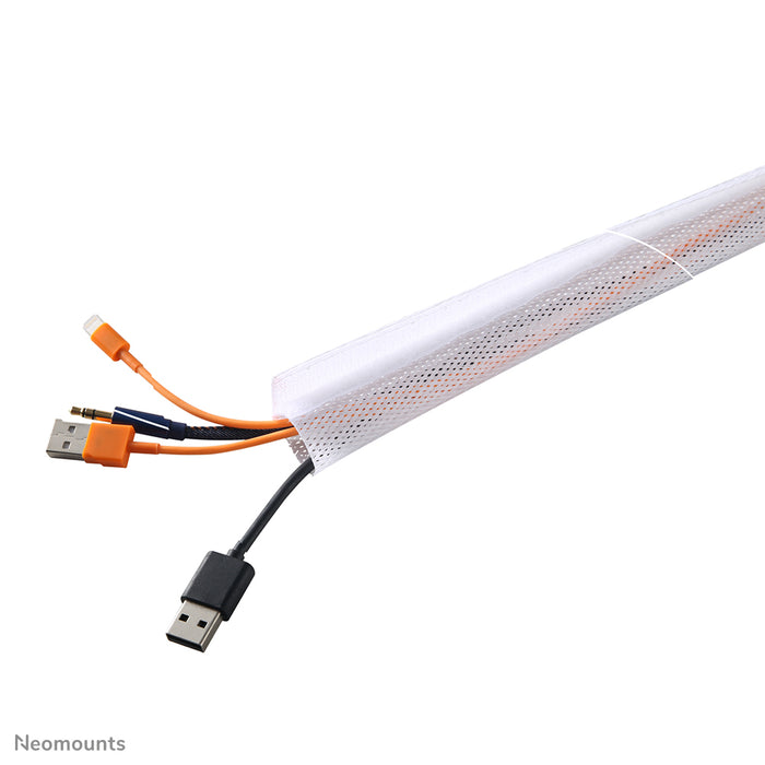 Neomounts NS-CS200 wit is een flexibele kabelsok (Lengte: 200 cm, Breedte 8.5 cm) - Wit
