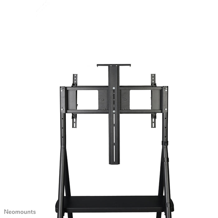 Neomounts NS-M1500black is een verrijdbaar meubel voor flat screens t/m 65 inch (165 cm). Incl. laptop plateau - Zwart